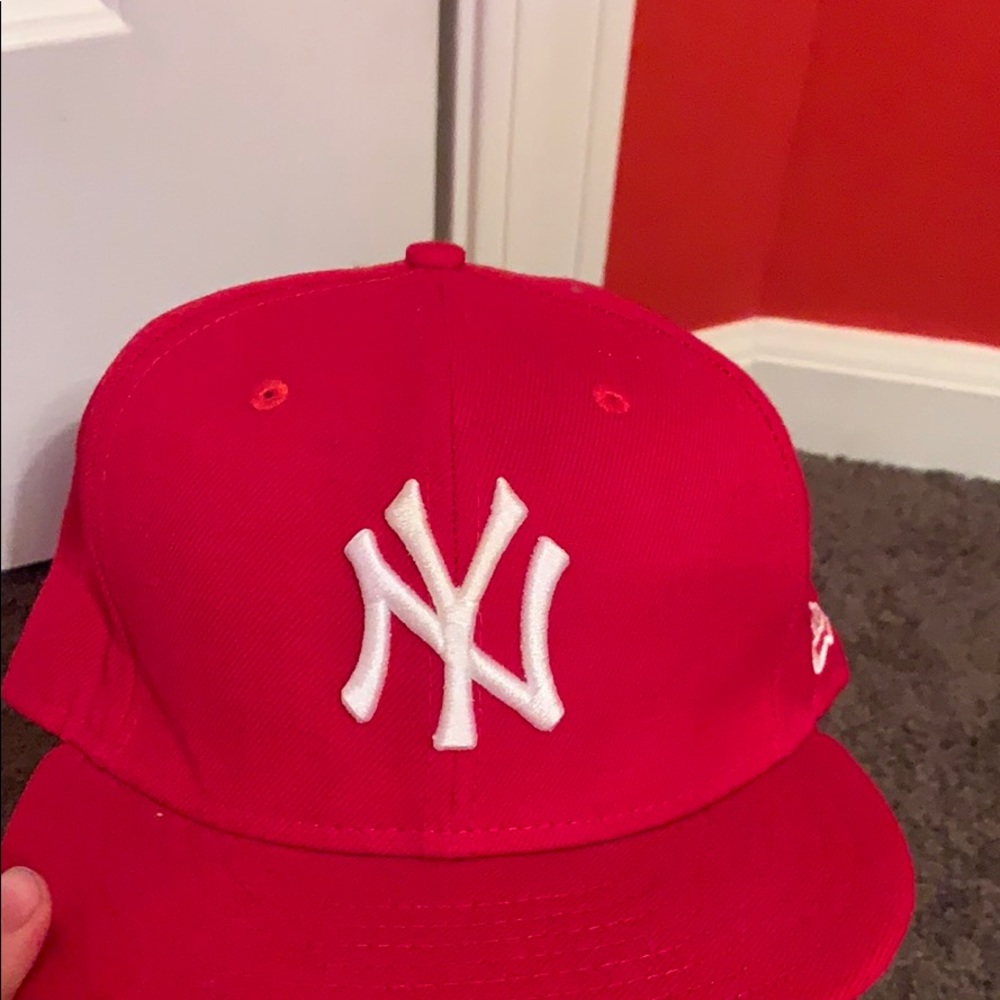 Red Yankee’s Hat